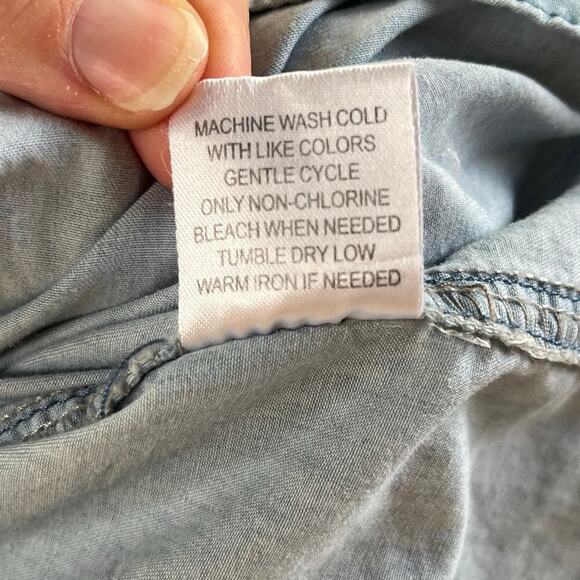 The Rolling Paper Company Women's Denim Snap Front Shirt Size M - Picture 7 of 7